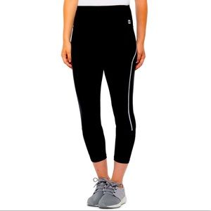 Hind Reflective Capri Leggings Size M- NWT